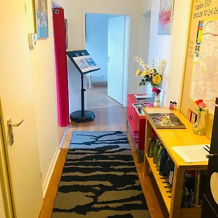 List 2 Bedroom Away From アパート