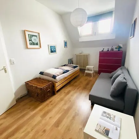 List 2 Bedroom Away From Appartement Hannover